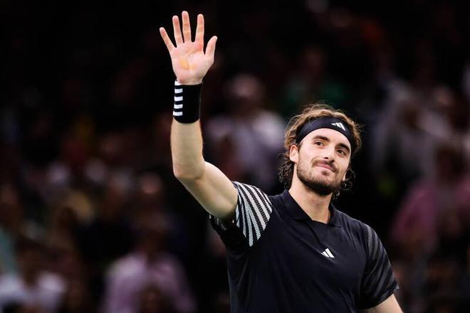 英国网球队力克日本网球队，西西帕斯打破历史纪录的简单介绍