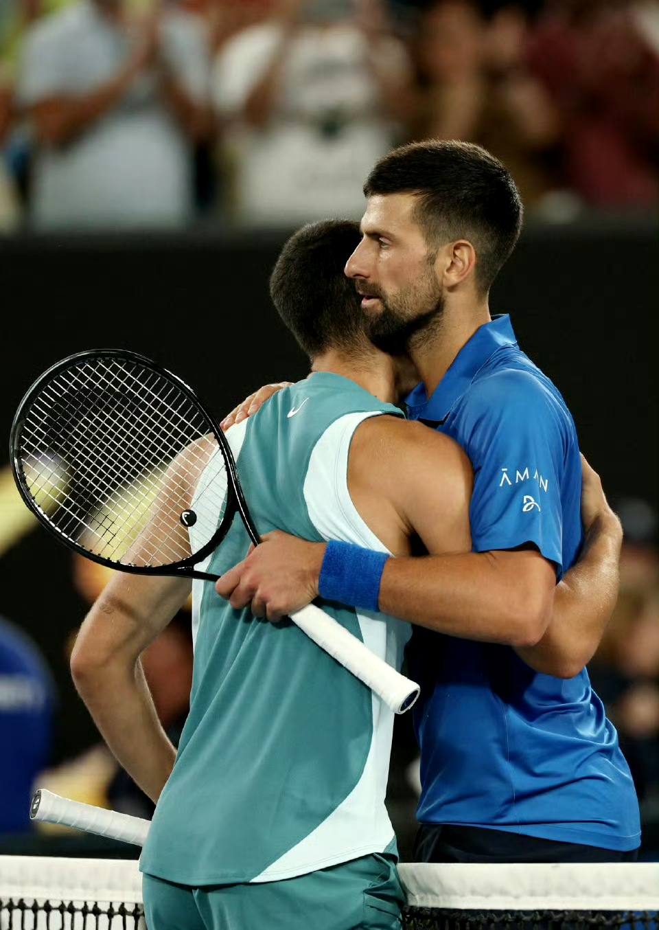 包含西班牙网球队绝杀欧洲网球队，德约科维奇制霸全场的词条