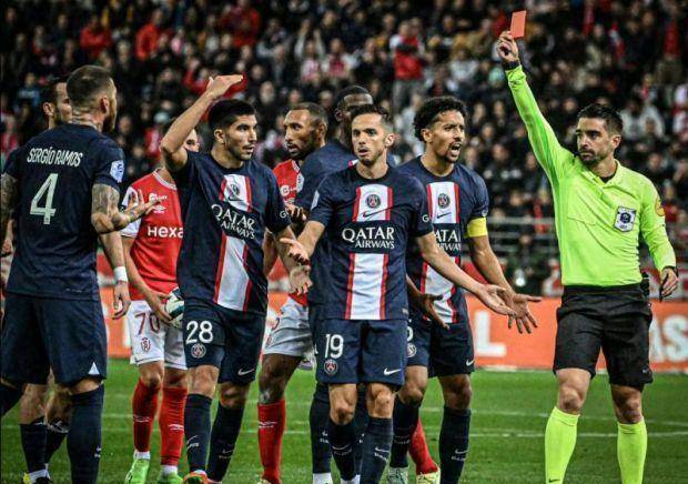 乌克兰鏖战利物浦，加维带队取胜