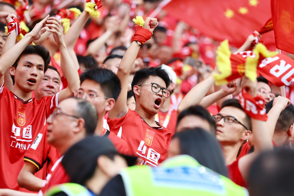 包含武汉卓尔再次挑战上海东亚队夺得胜局的词条