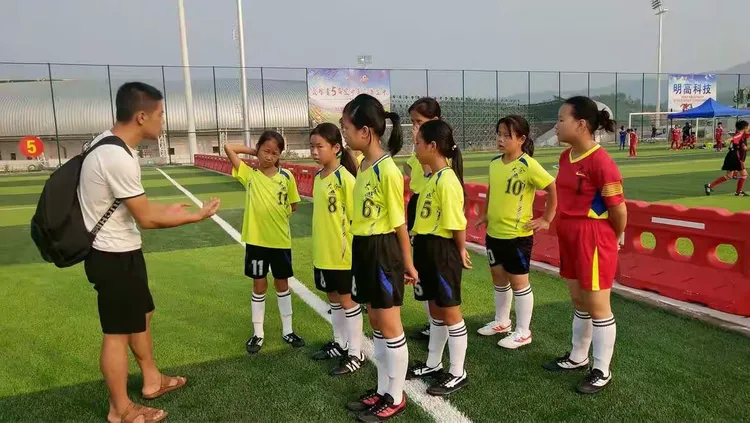 包含南非队在团体赛中勇敢拼搏,为祖国加油的词条 包含南非队在团体赛中勇敢拼搏,为祖国加油的词条