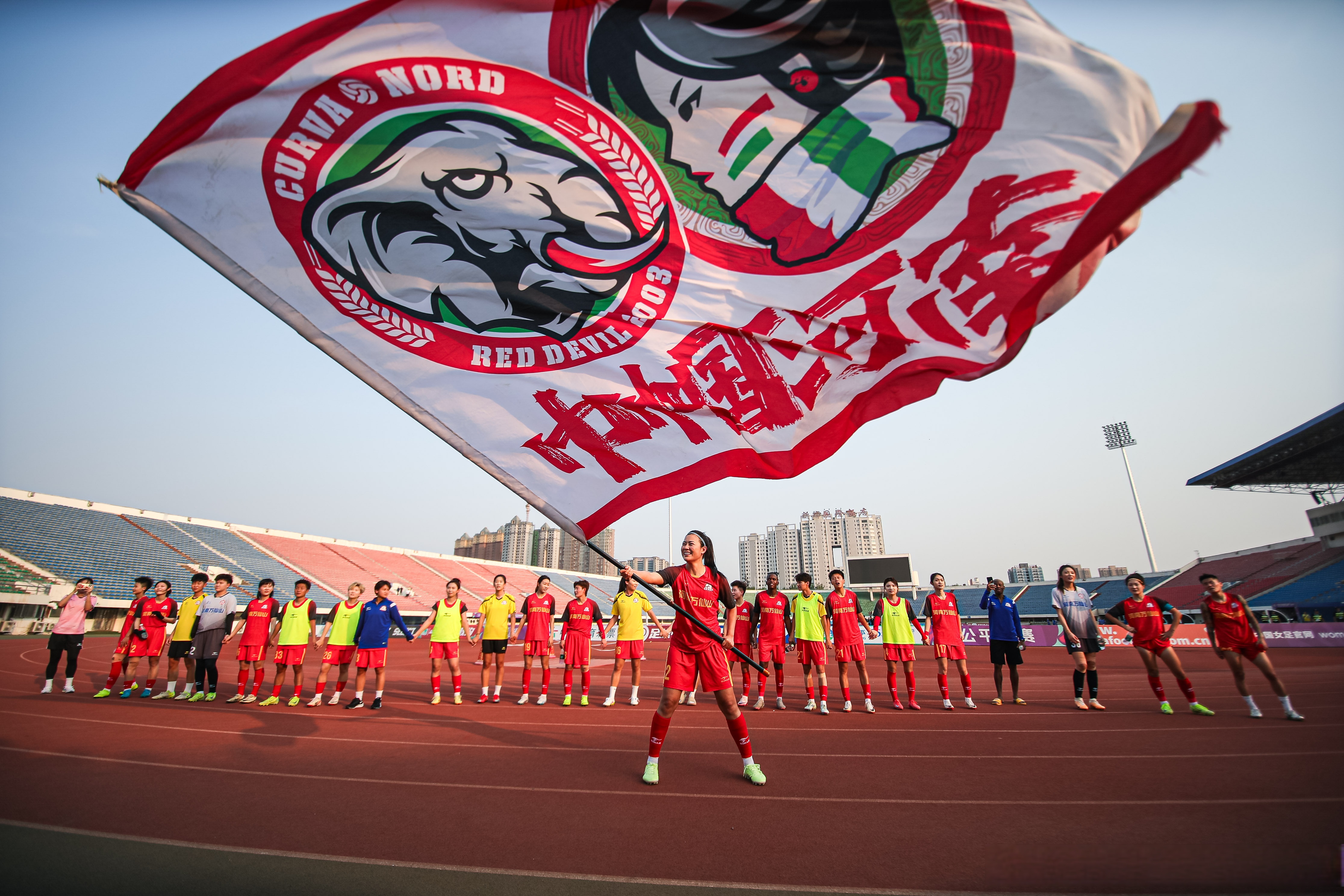 新疆男篮告捷，取得胜利保持不败的简单介绍