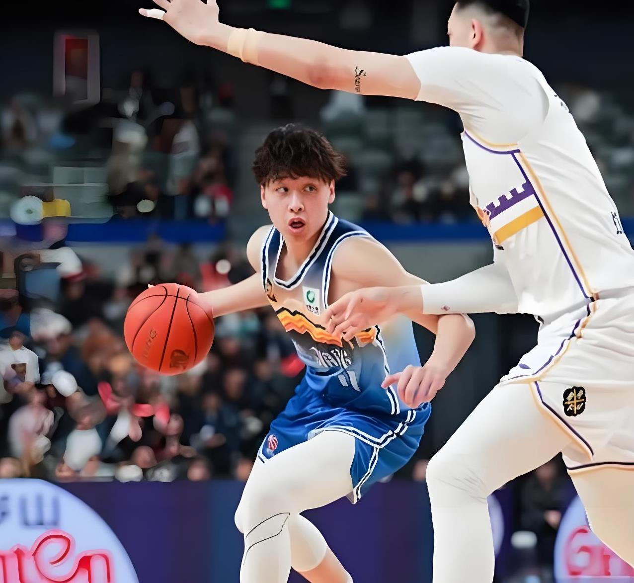 76人轻取天津队，赵继伟关键制胜