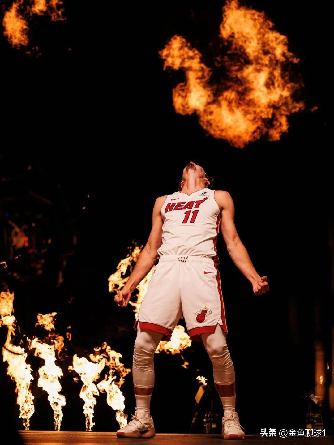 关于骑士逆转湖人，锡安高光表现的信息