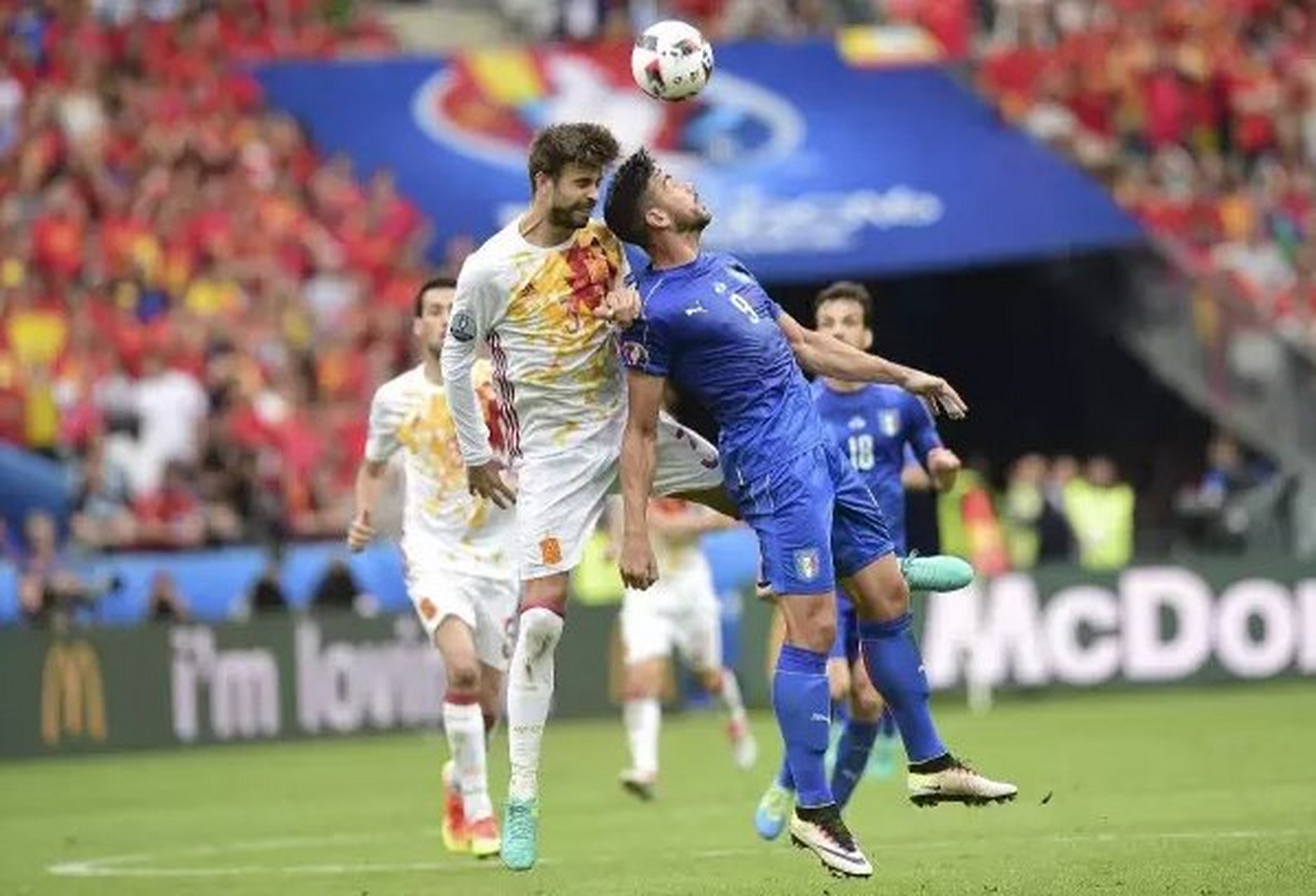 莱比锡红牛险胜勒沃库森，孔德惊艳四座的简单介绍