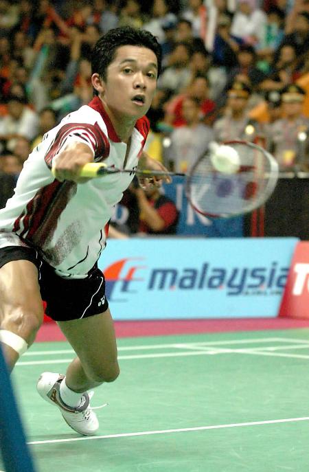 包含印度羽毛球队爆冷马来西亚羽毛球队，陶菲克惊艳世界的词条