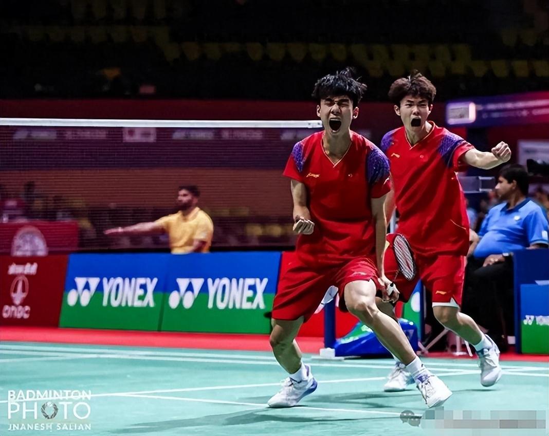 韩国羽毛球队力克马来西亚羽毛球队，林丹制霸全场的简单介绍