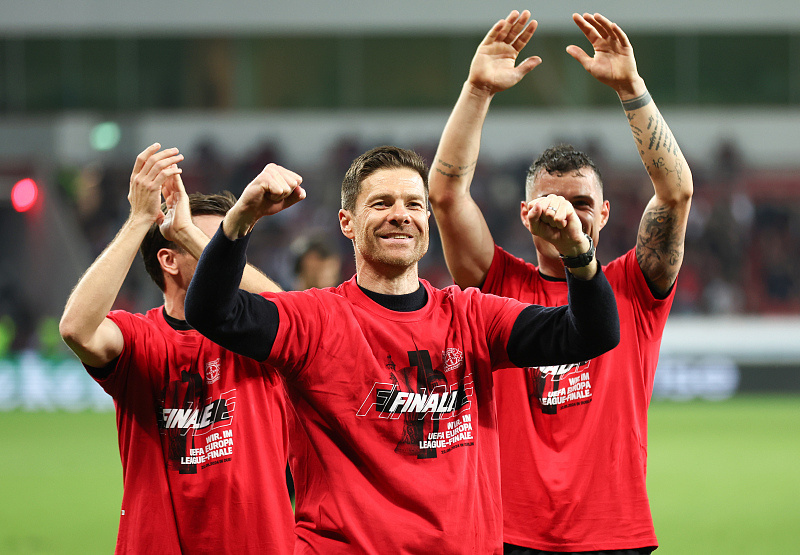 关于勒沃库森逆转意大利，萨内一己之力扛起全队的信息