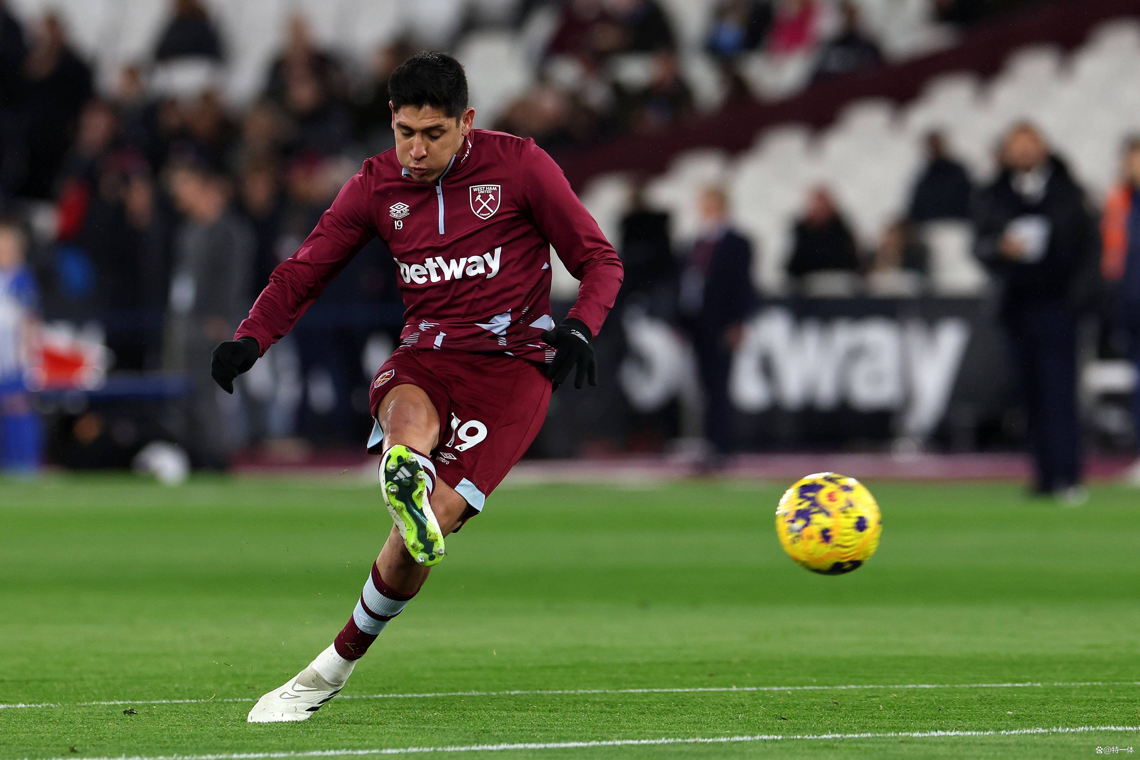 关于皇家马德里签下意大利国脚的信息