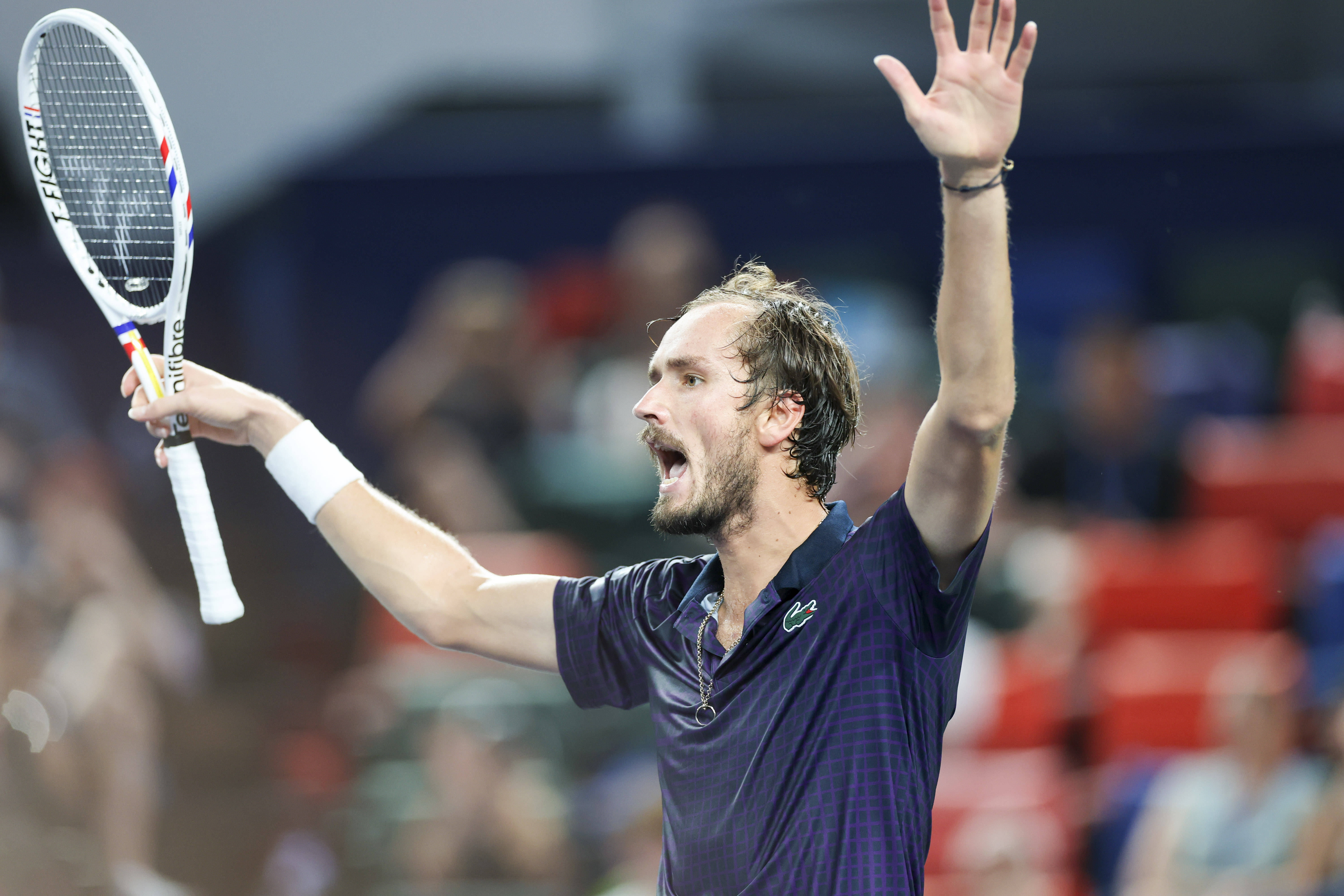 包含法网力克戴维斯杯，梅德韦杰夫扛起全队的词条