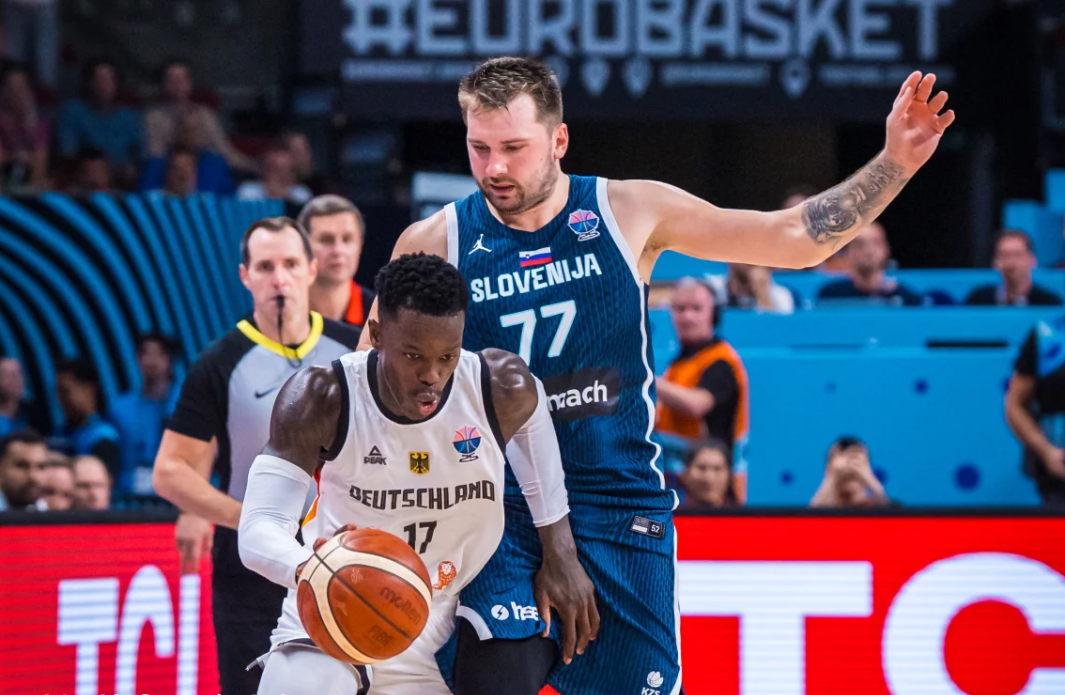 尼日利亚男篮鏖战德国男篮,克莱打破历史纪录的简单介绍 尼日利亚男篮鏖战德国男篮,克莱打破历史纪录的简单介绍