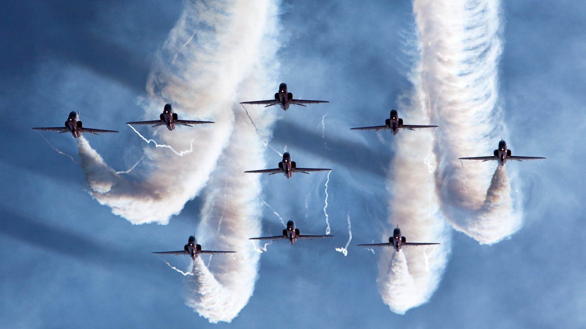 赛道与绿茵场的双重奏，卡塞米罗F1首秀称王，毕尔巴鄂横扫爱尔兰