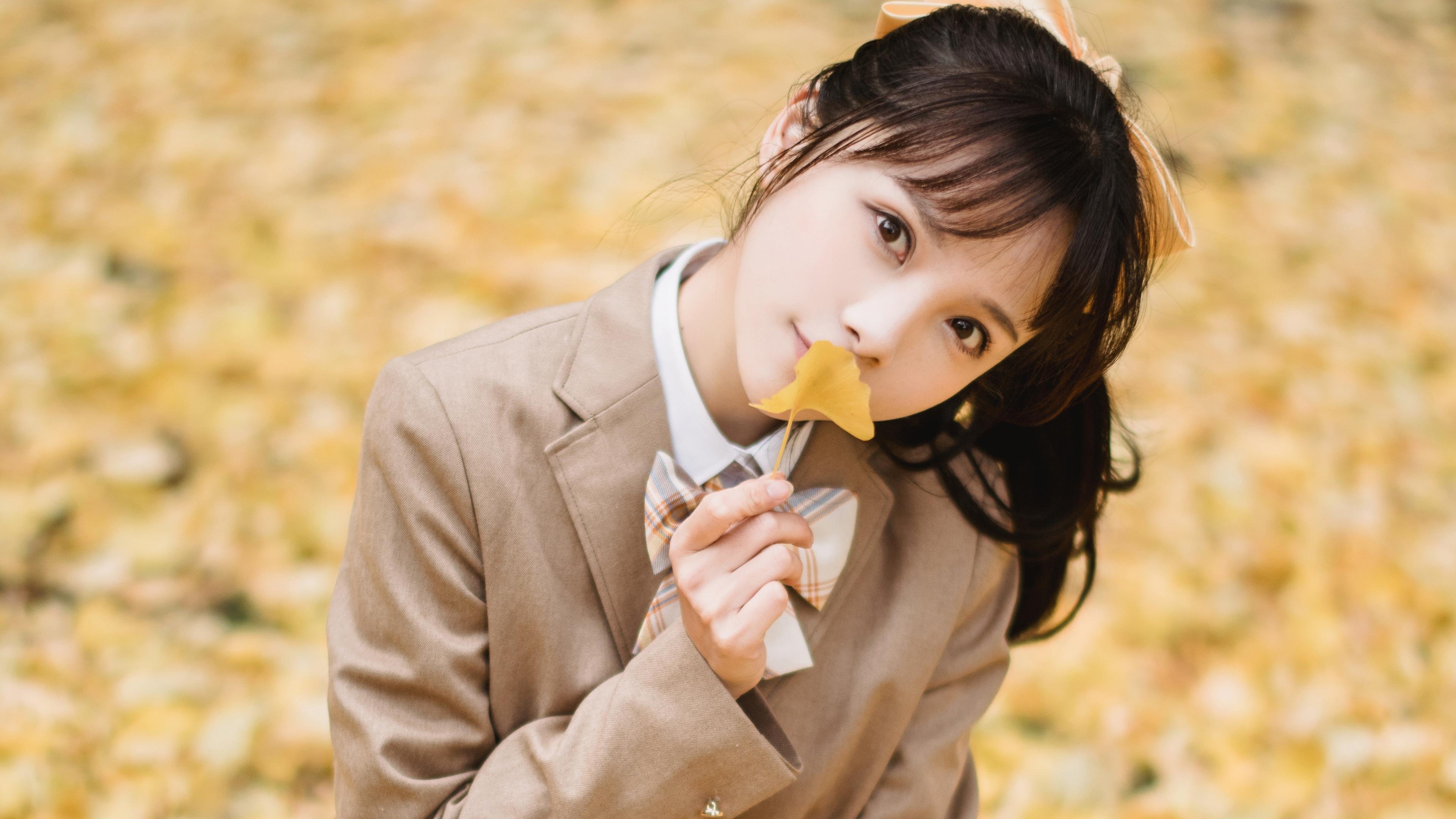 街道上的东西方对决,当F1引擎轰鸣遇见日本足球压制尤文