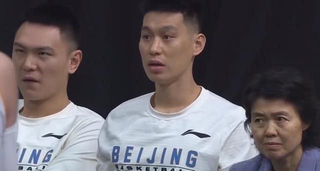 西藏队遭遇连败,调整战术保卫主场 西藏队遭遇连败,调整战术保卫主场