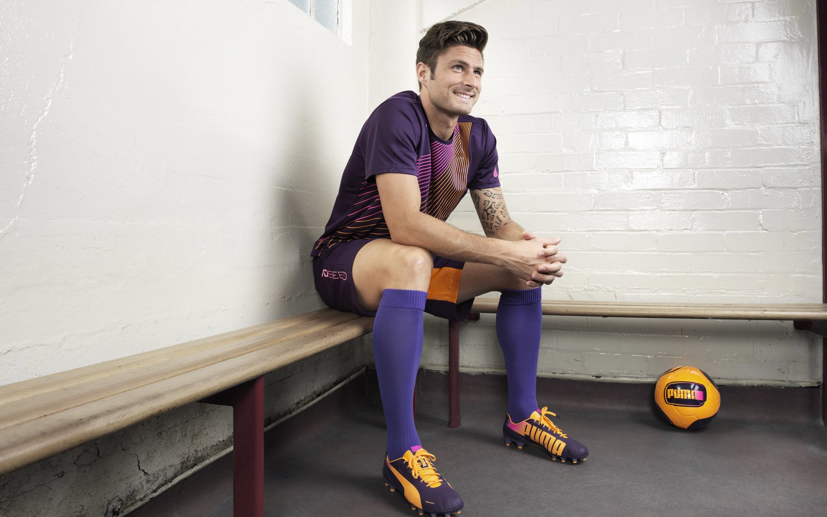 利拉德时间，当季后赛之夜成为他的独白