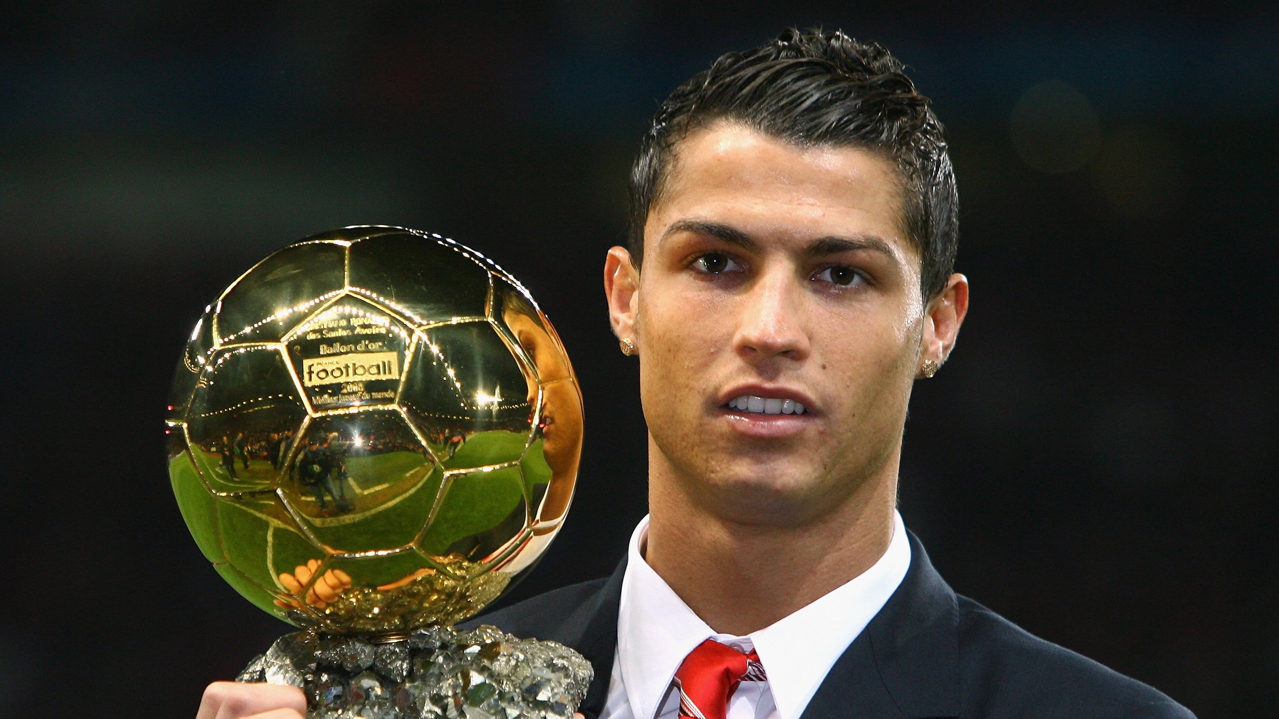 双城记，戈贝尔德甲封王夜，上海男篮破局时